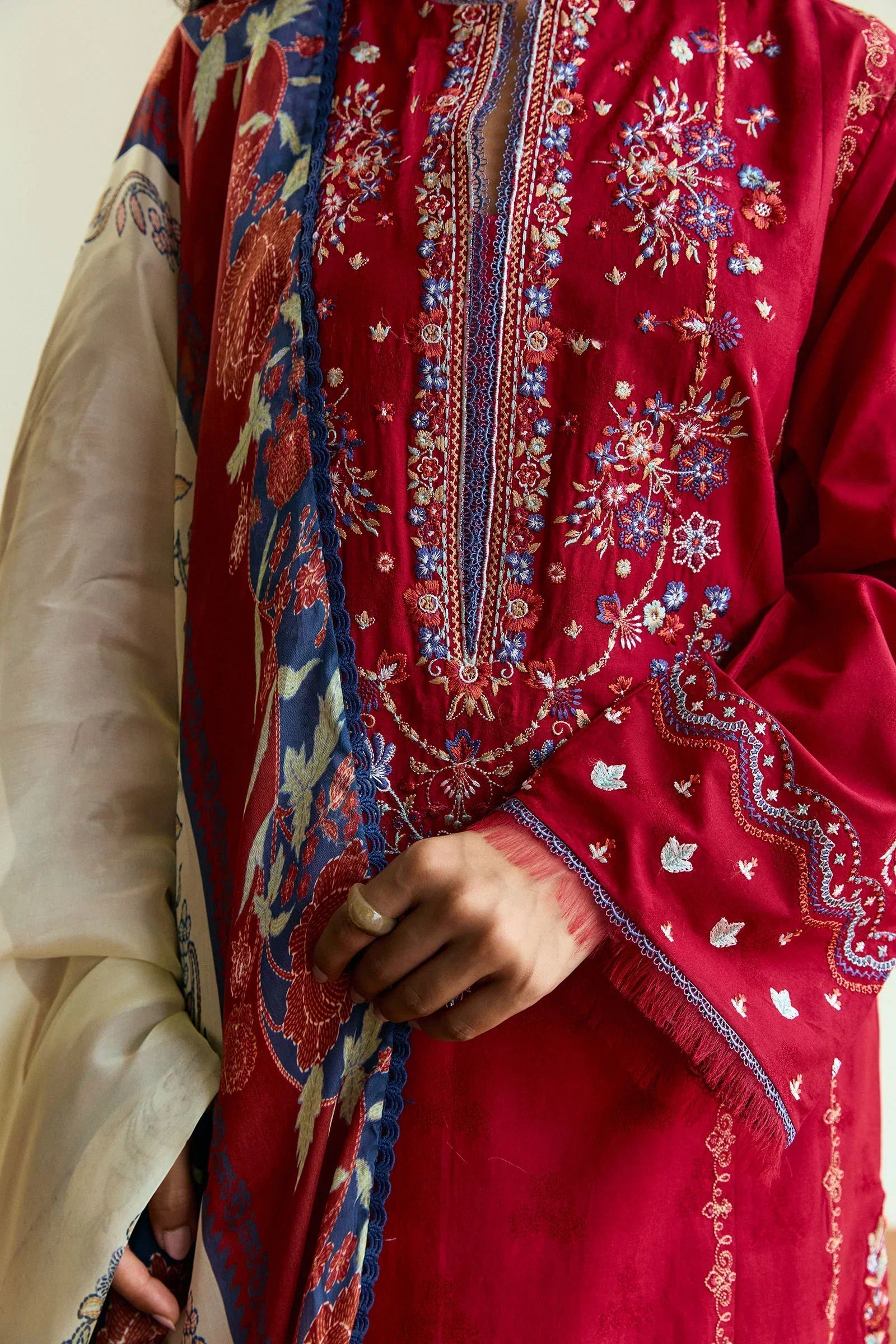 ZARA SHAH JAHAN - 3PC DHANAK EMBROIDERED SHIRT WITH TWILL PRINTED SHAWL AND TROUSER - ZN-1151