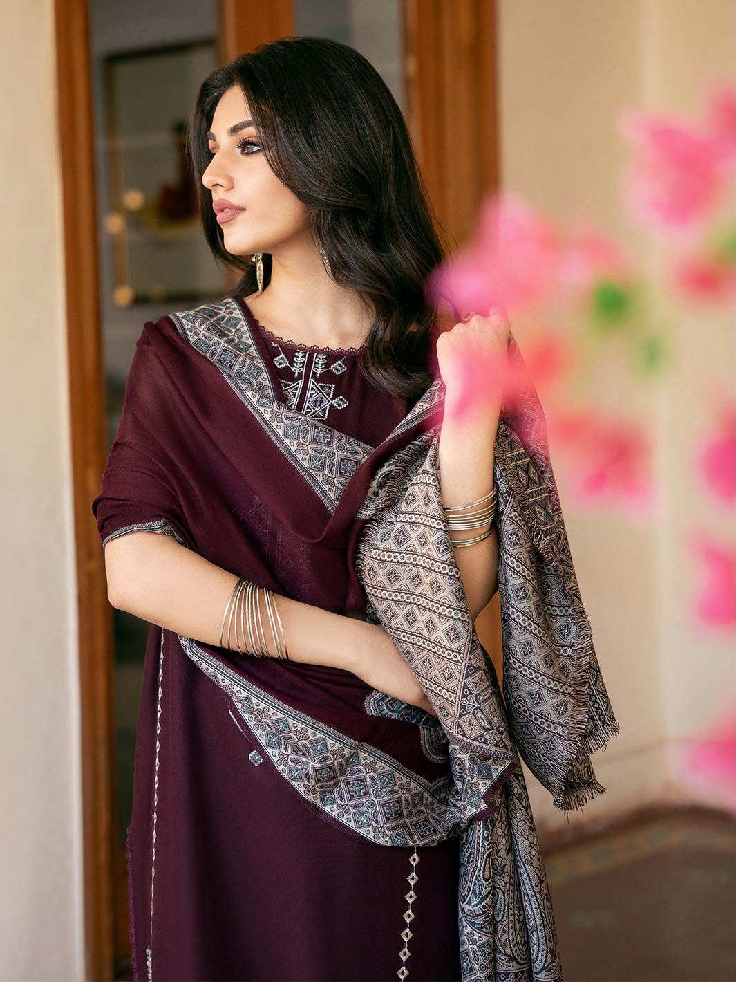 Izel Brand Most Popular 3 Piece Dhanak Fabric Premium Quality Stuff Embroidery Design ZN-1170