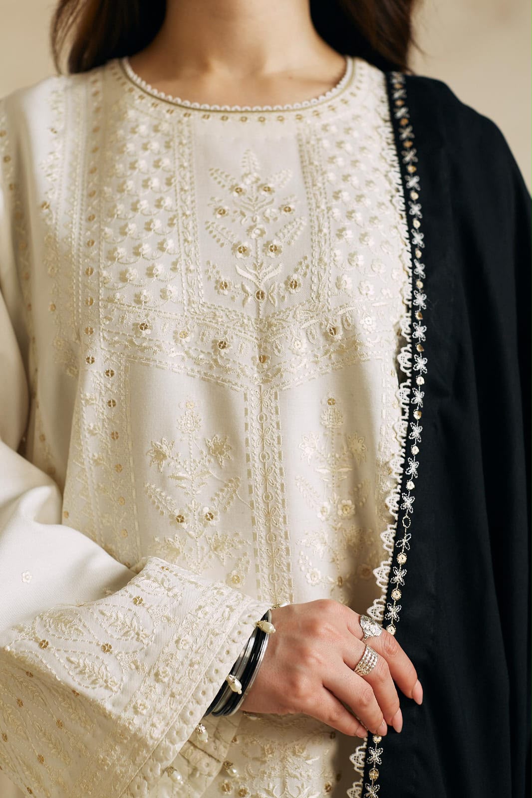 Zara Shah Jahan Premium Quality 3 Piece Unstitched Dhanak Fabric With Embroidered Shawl ZN-1171