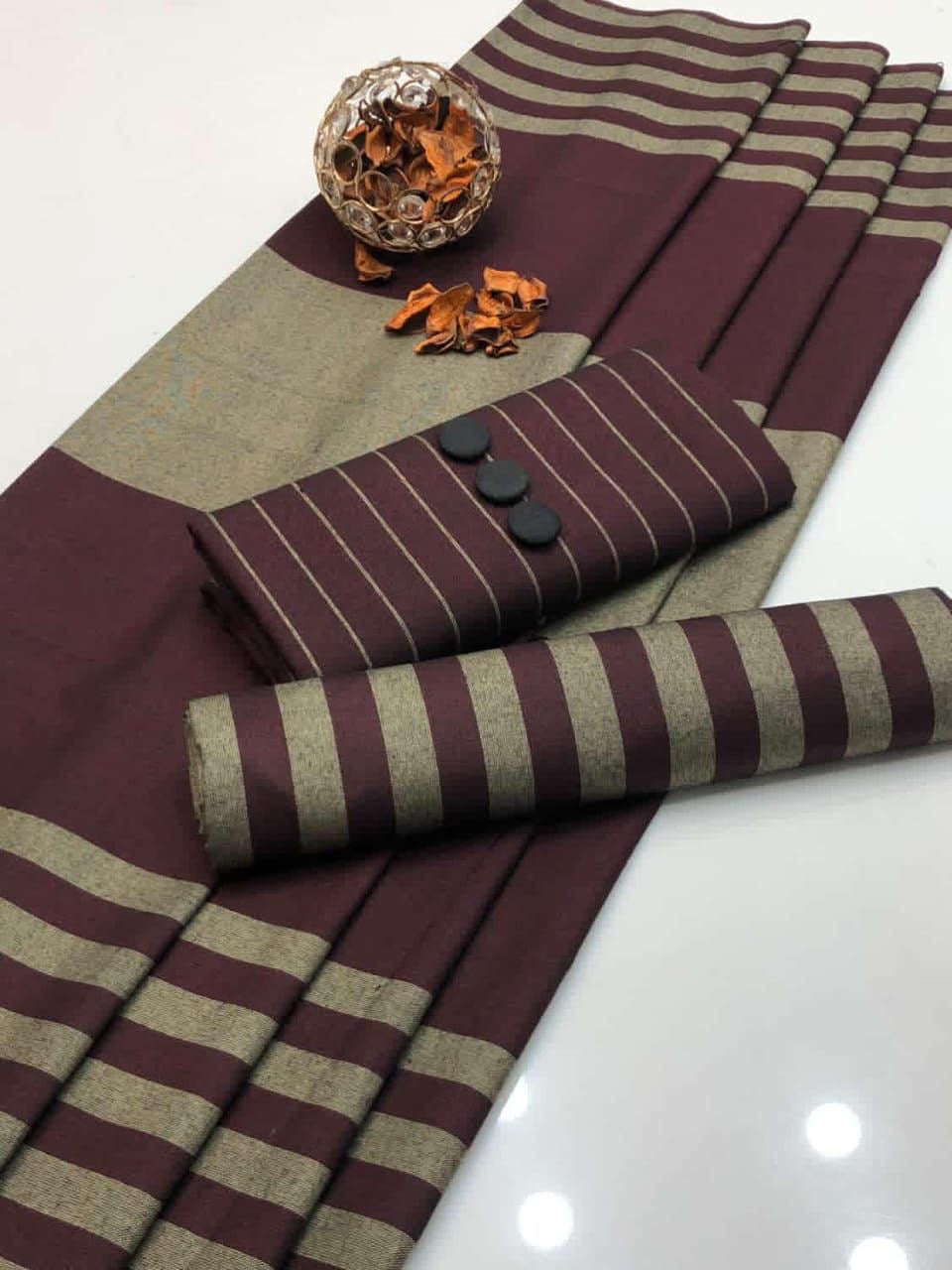 Marina Khaddi Sussi 3Piece Winter Special (Mehroon)