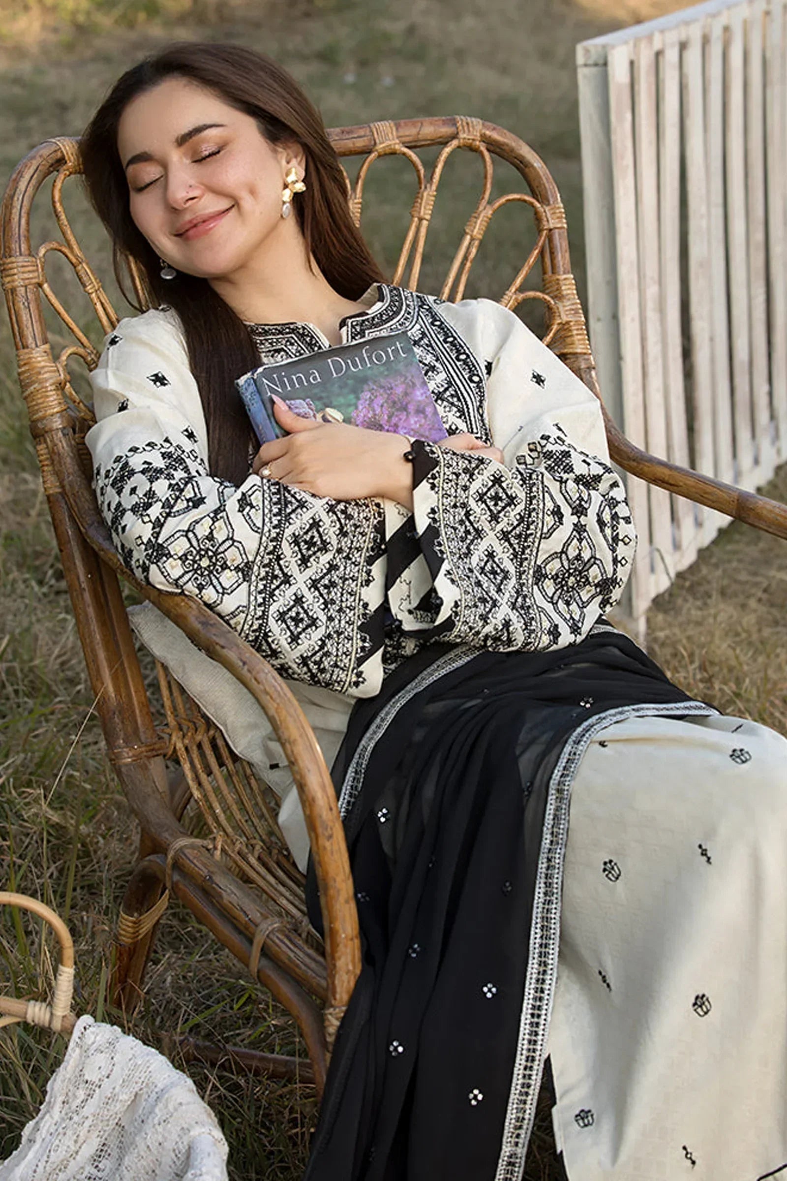 Qalamkar-3PC DHANAK EMBROIDERED SHIRT WITH DHANAK EMBROIDERED SHAWL AND TROUSER ZDH-508