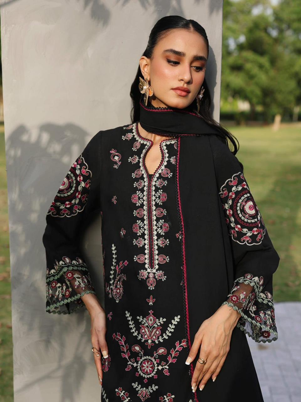 Edenrube Brand Dhanak Embroidery 3 Piece Unstitched Dress ZN-1178